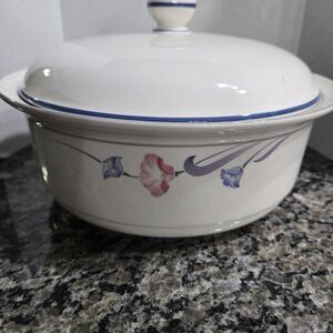 Lenox Chinastone GLORIES ON GREY Casserole Dish with Lid 9 5/8" BEAUTIFUL